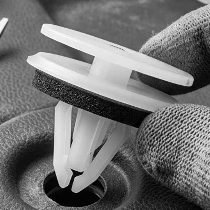 Picture 4: 10/100Pcs Universal Car Door Side Skirt Guard Retainer Clips Nylon Underbody Splash Shield Fastener Rivet Anti Vibration Buckle