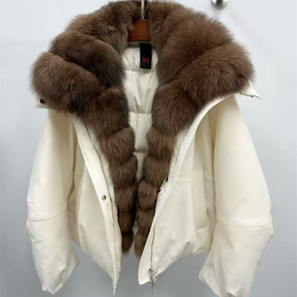 معطف شتوي نسائي بغطاء للرأس لعام 2025 بياقة كبيرة من الفرو، مقاس فضفاض، نمط كاجوال، سترة سفلية، موضة Y2K جديدة، معطف عالي الجودة