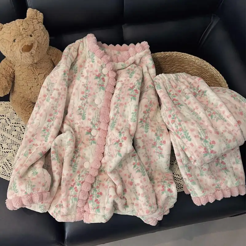 

Women's Pajama Set Coral Fleece Sleepwear Autumn Winter Comfortable High-End Suitable Wearing Outside Comfortable Home Clothes