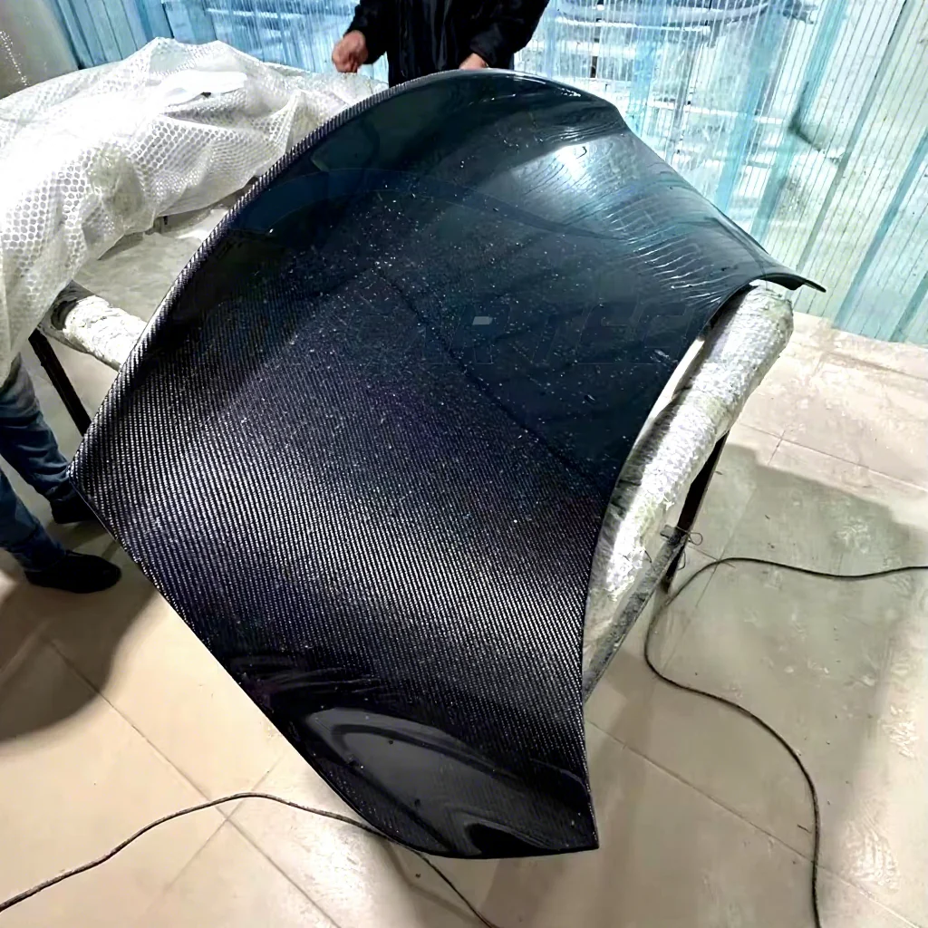 

Carbon Fiber rear turnk for Maserati Granturismo Sport coupe two doors 2013Practical Good quality