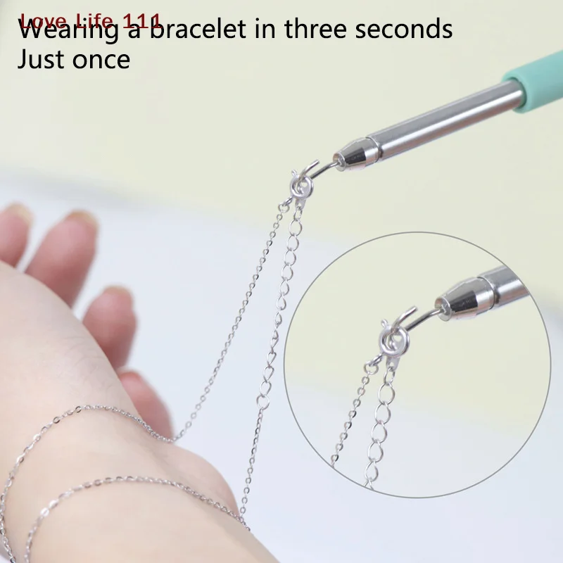 New 1Pc Bracelet Clasp Helper Tool Bracelets Jewelry Wearing Tools Bracelet Fastening Helper Plier Clip Quick Donning
