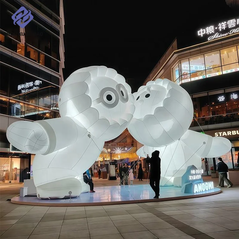 Giant Inflatable Snowman Arch with a White Inflatable Entrance is Used as a Decorative Item for Creative Events.
