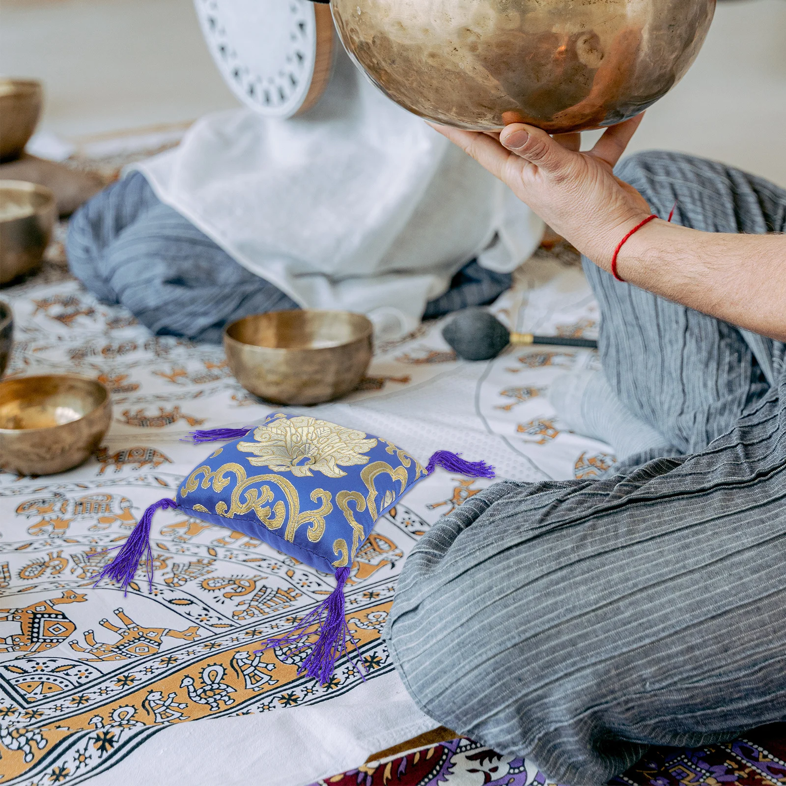 

Buddha Sound Bowl Cushion Nepal Style Round Singing Bowl Mat Supple Protective Pad For Meditation Instrument