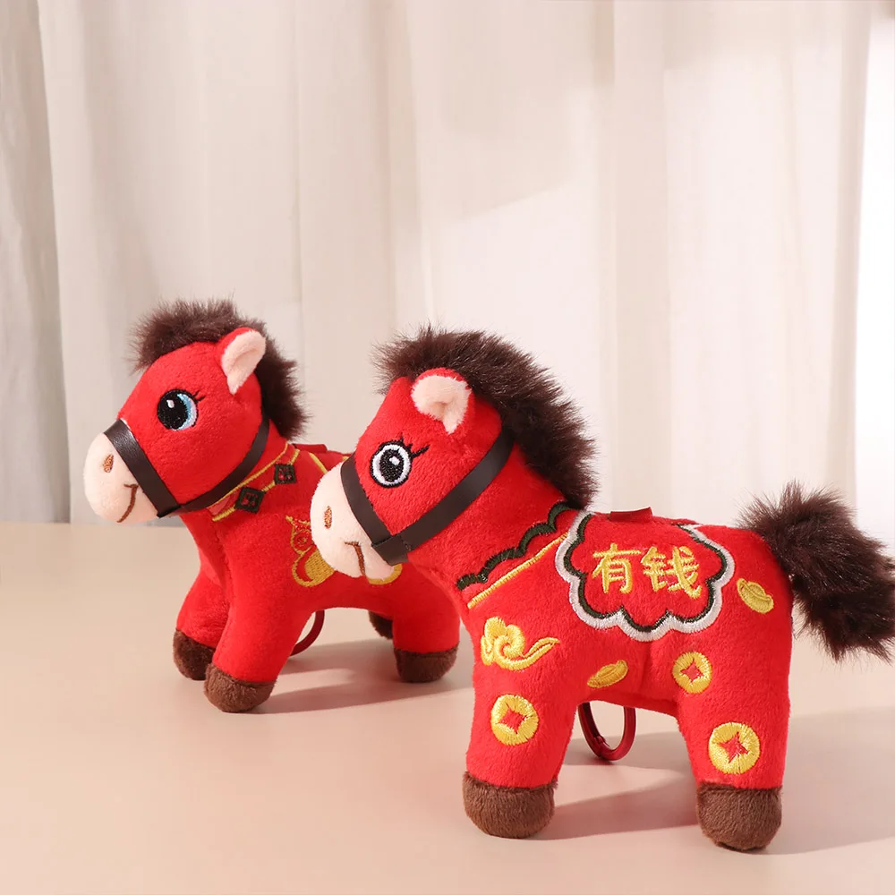 حظا سعيدا اللون الأحمر الحصان المفاتيح المواد محظوظ الحصان الحصان قلادة 12 سنتيمتر لطيف زودياك المهر تمثال حقيبة قلادة