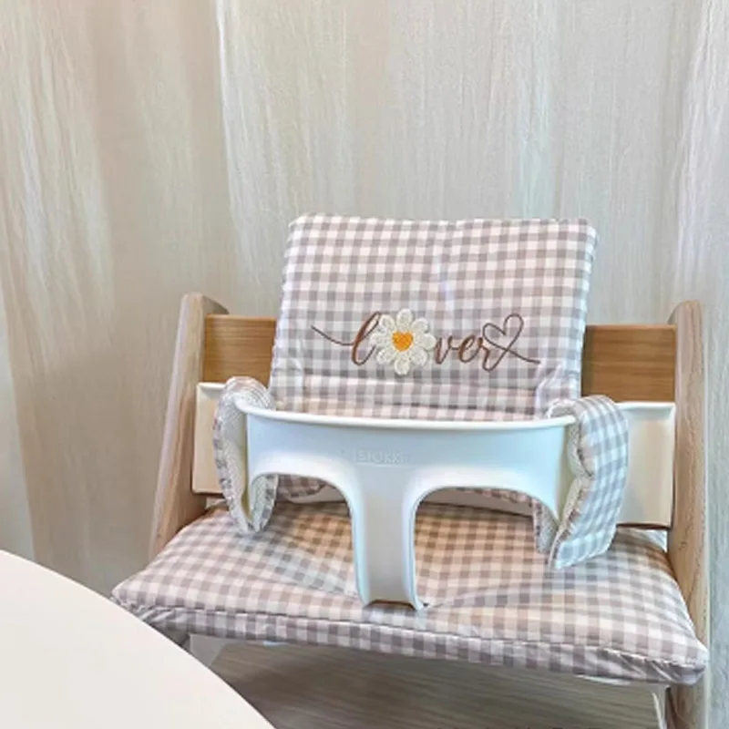 2025 ديزي وسادة كرسي الطعام للأطفال كرسي مرتفع للأطفال وسادة ديناصور مريحة لا تركيب ملحقات كرسي الطعام