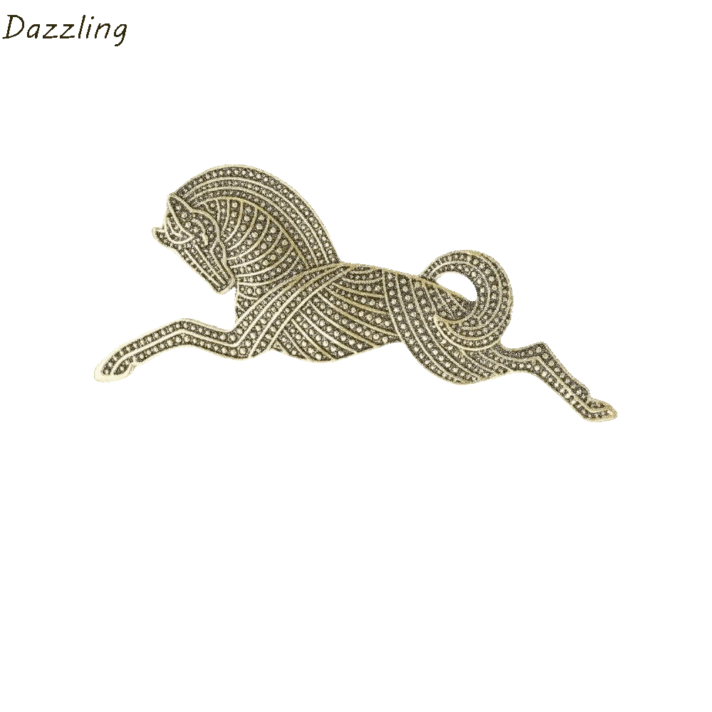 

Elegant Running Horse Brooches Antique Finish Gold Silver Alloy Animal Brooch Charm Abstracted Vintage Leopard Pin Unisex