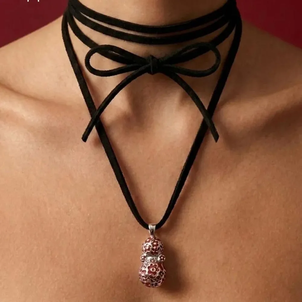 Russian style Hohloma Plum Blossom Snowman Necklace Vintage Flower Drip Oil Long Sweater Chain 2026 Simple Girl Fashion Jewelry