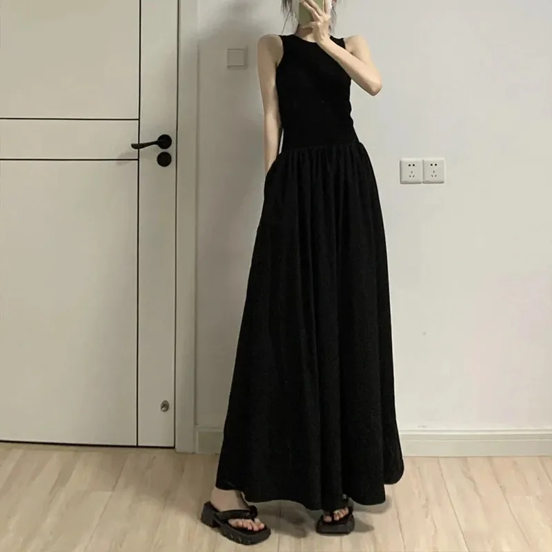 

2024 Summer Black Dress for Women Senior French Sleeveless A-line Dress Draped Temperament Streetwear Loose Long Female Dresses