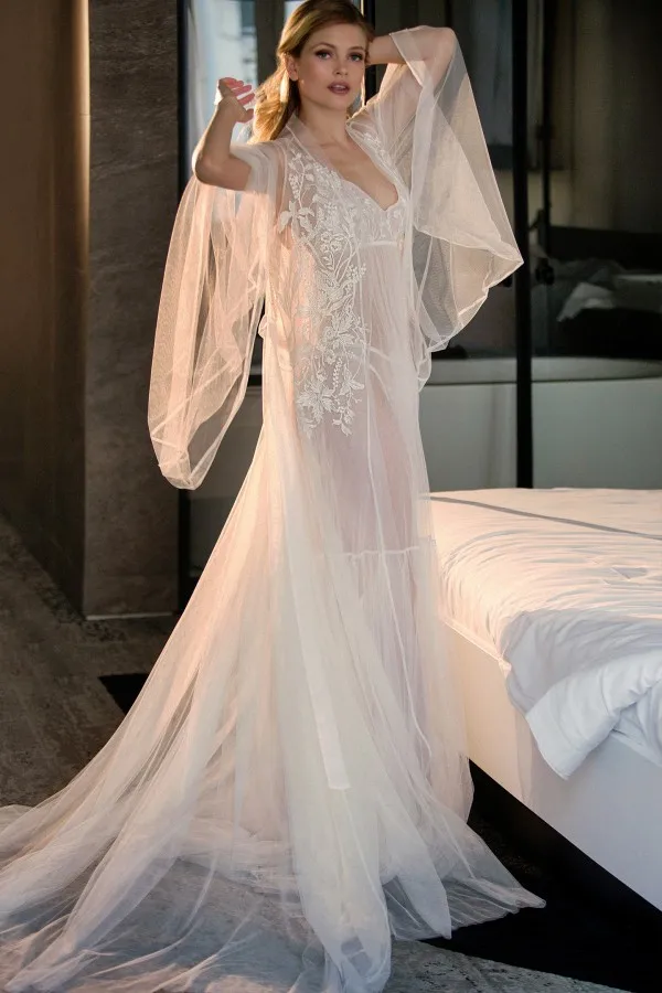 See Throush Set with Lace Decorated Robe And Nightgown Bridal Wrap Photo shoot Maternity Dressing Gowns for Photography