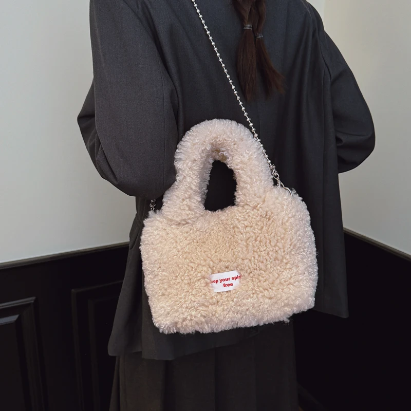Autumn and Winter Lamb Wool Bucket Bag for Women 2025 New Fashion Furry Bag High-End Texture Hand-Held Plush Bag 1013ML