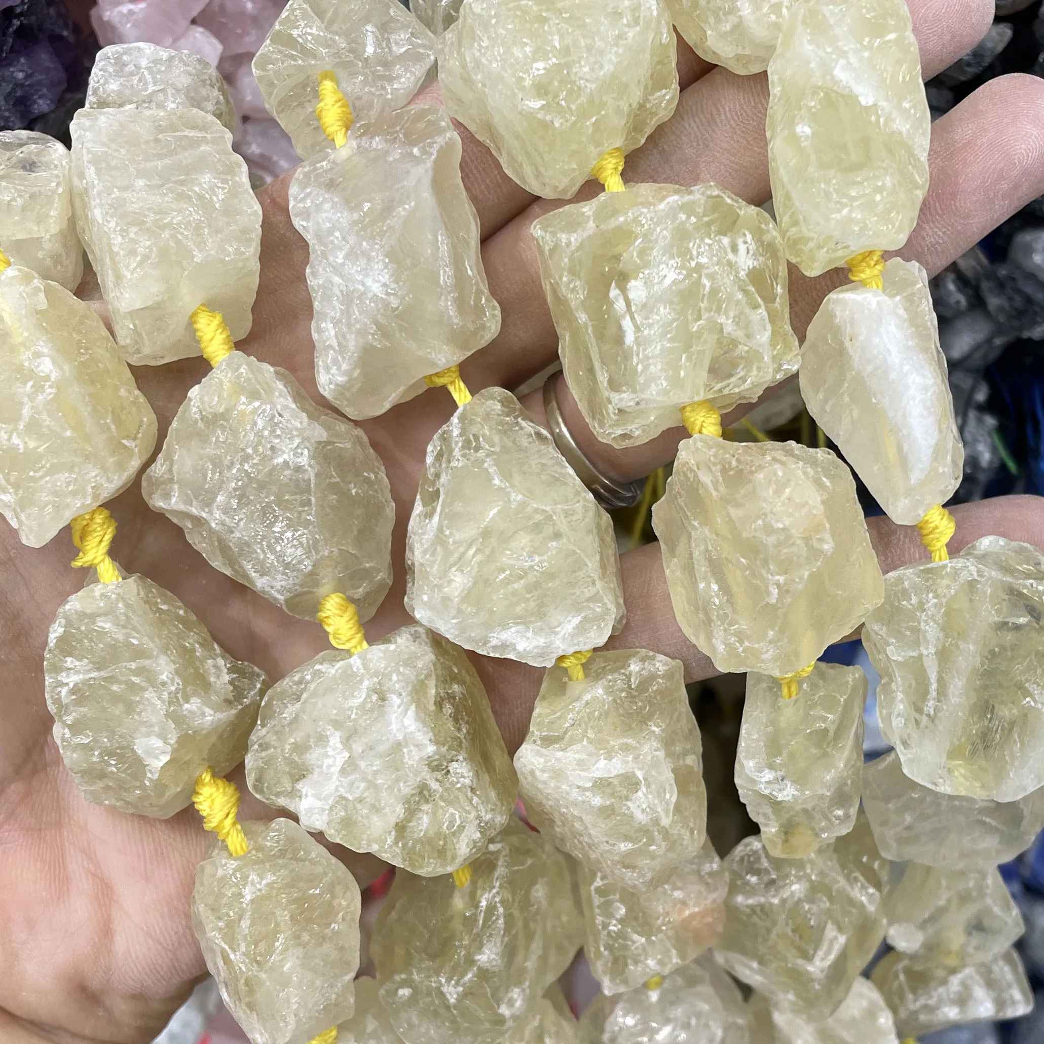 Natürliche Unregelmäßige Freiform-Rohsteine, Raue Fluorit-Mineralnuggets, Lose Abstandsperlen, DIY-Zubehör für Schmuckherstellung – Detail 15