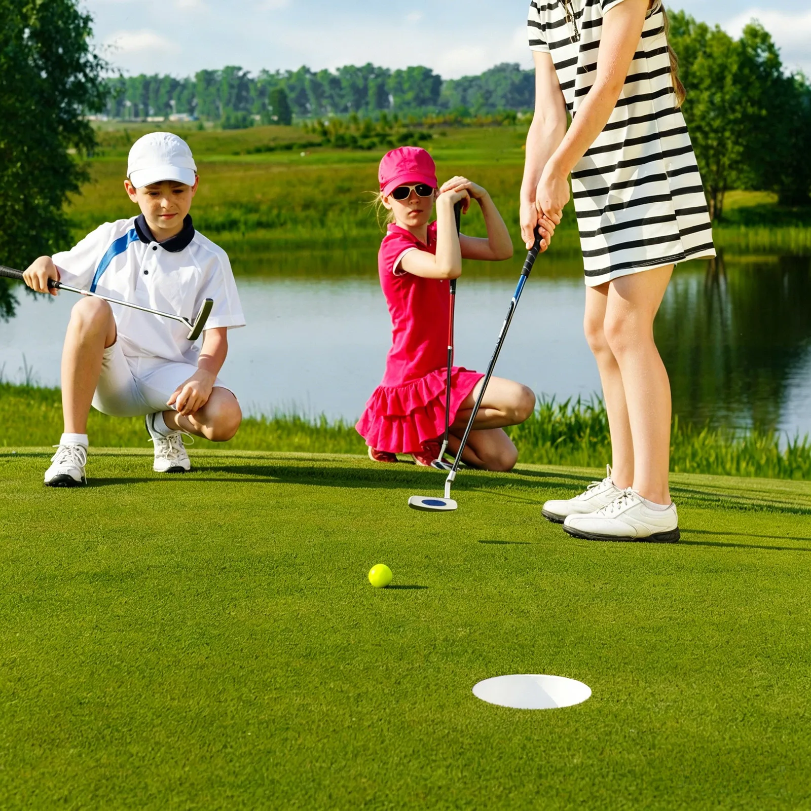 conjunto-de-2-copos-de-treino-para-golfe-protetores-de-buraco-de-campo-de-golfe-em-plastico-com-suportes-para-bandeiras-para-treino-em-casa-ou-no-quintal