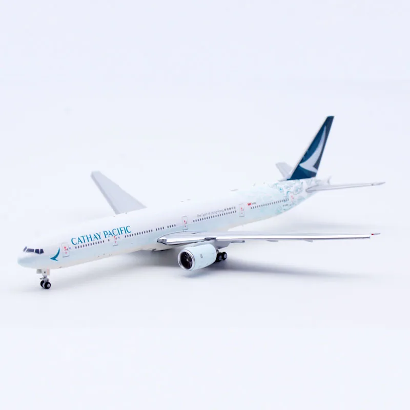 XX4129A Alloy Collectible Plane Gift JC Wings 1:400 Cathay Pacific Boeing B777-300 Diecast Aircraft Jet Model B-HNK Flaps Down