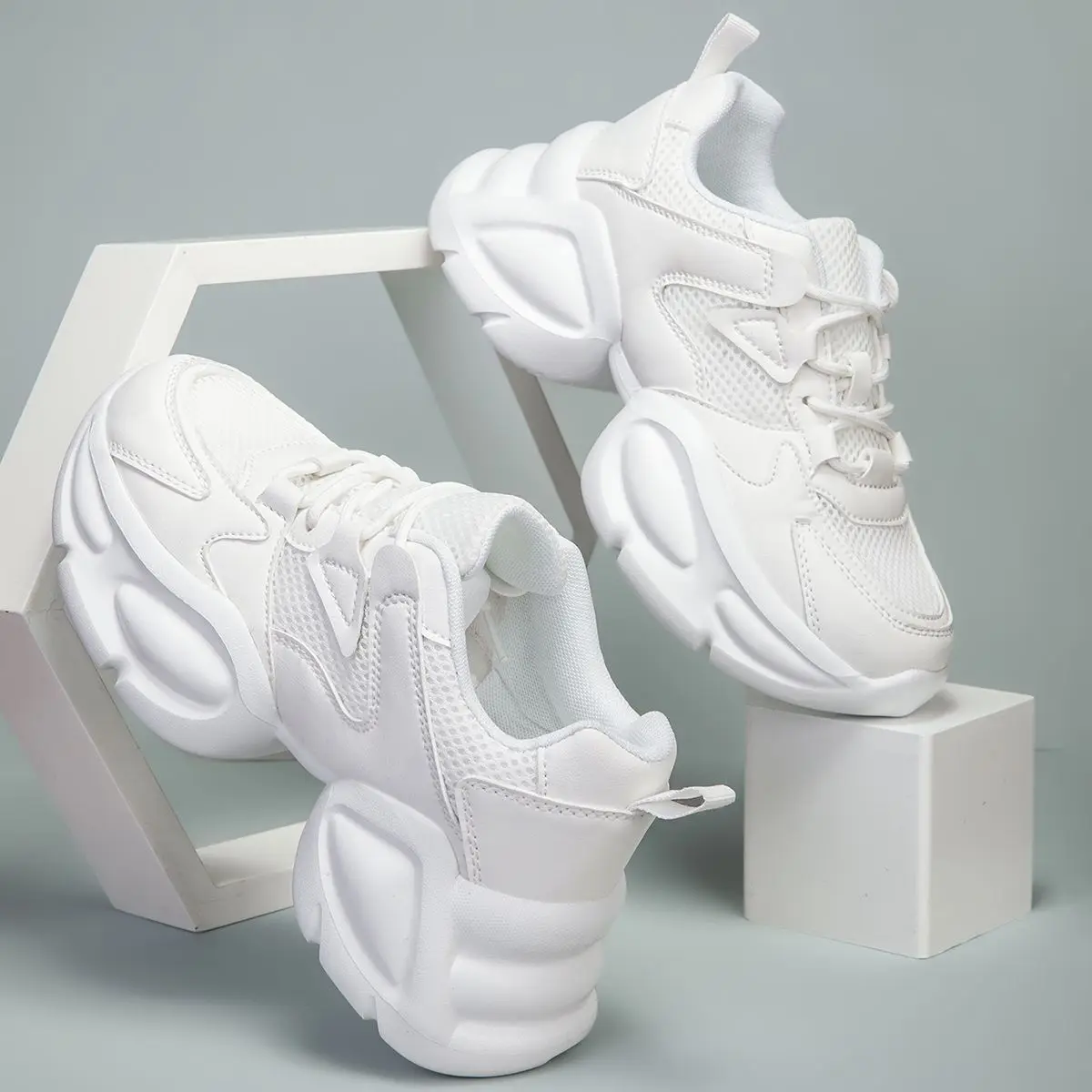 2025 Summer New Women Mesh Breathable Non-slip Wear-resistant Casual Platform Heightening Fashionable Versatile Dad Shoes