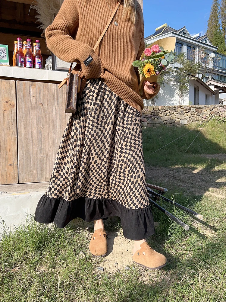 Vogana Original Übergröße Winter Mode Retro Diamant Maßgeschneiderter Rock mit Schleppe, Figurformend, Midi-Länge