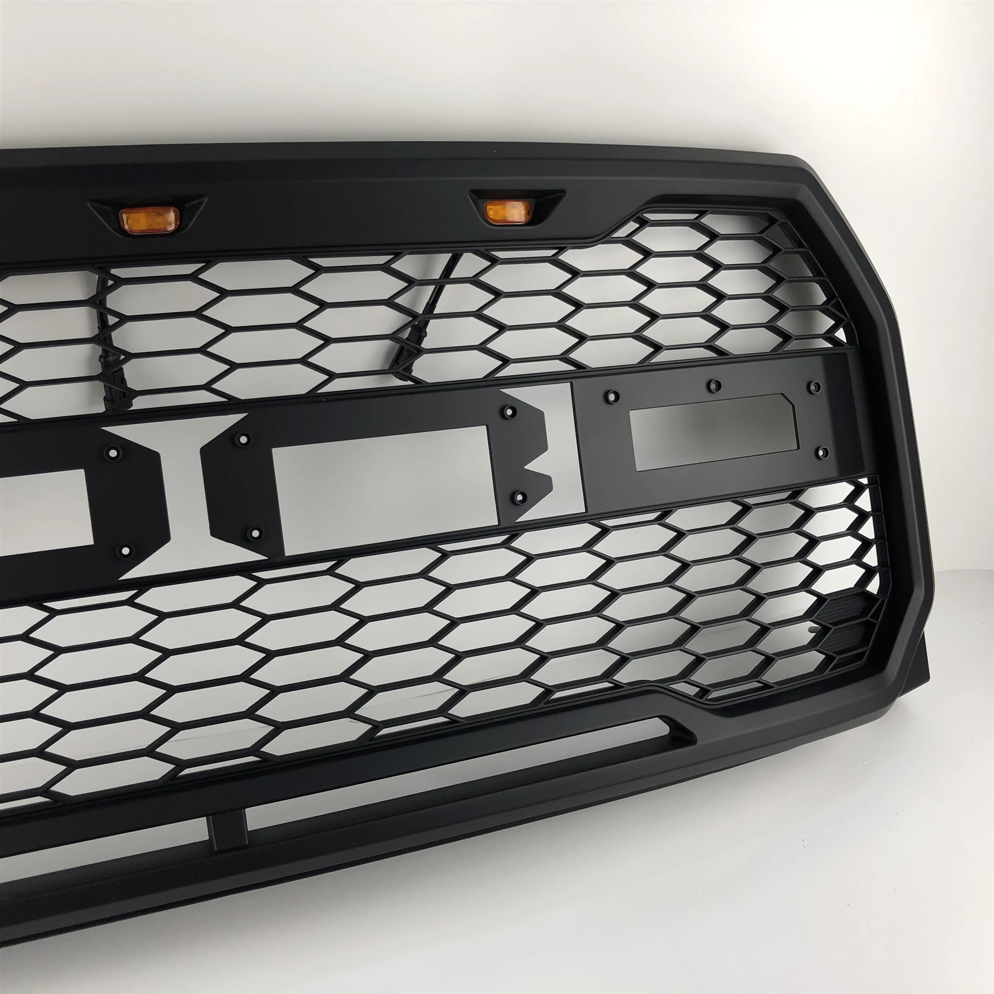 Good Quality ABS Front Middle Grill Racing Grills With LED Lights Fit For Ford F150 2015-2017