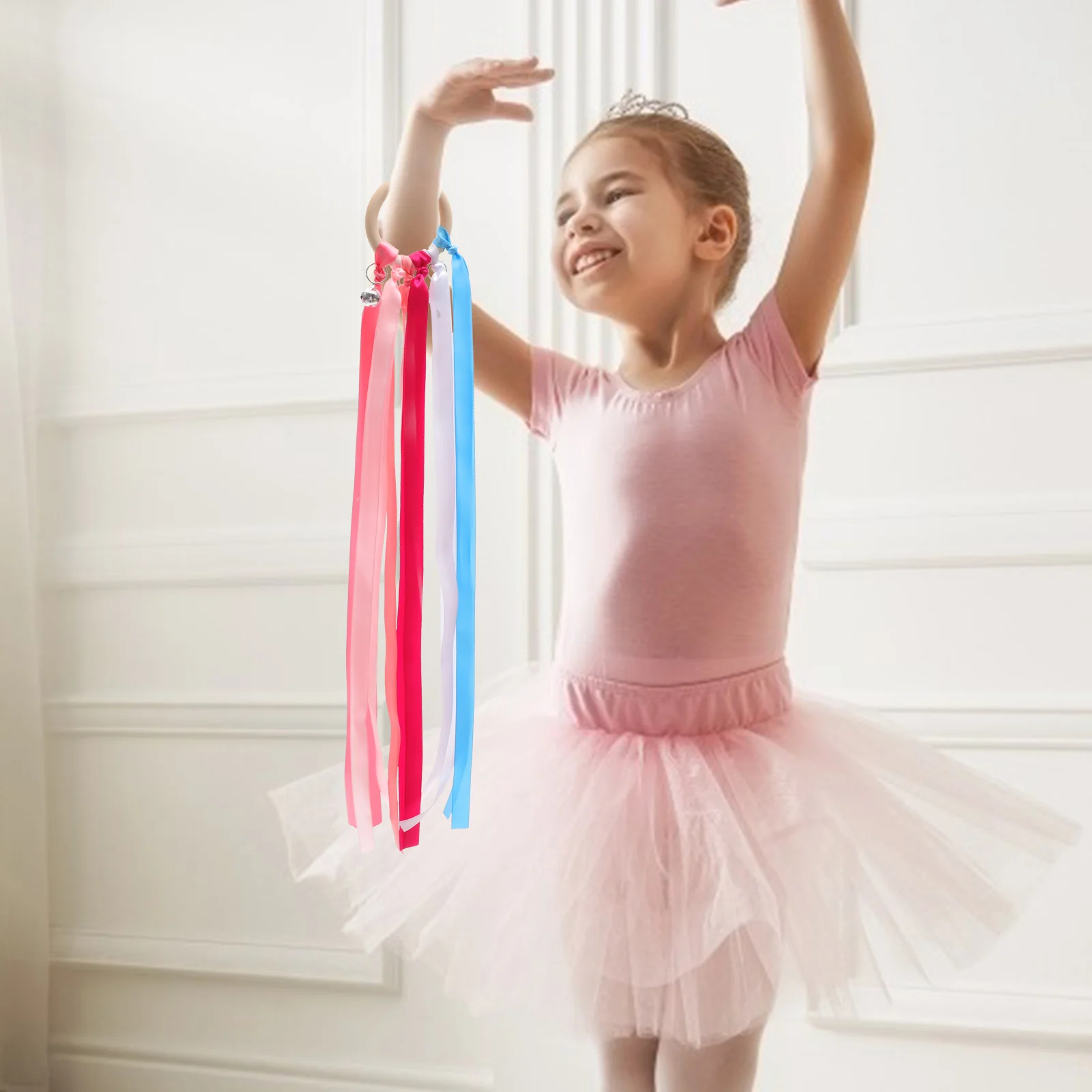 5Pcs Rainbow Hand Ribbon Kite Bells Dancing Wrist Streamers for Babies Early Educational Sensory Outdoor Play Rainbow Hand Kite