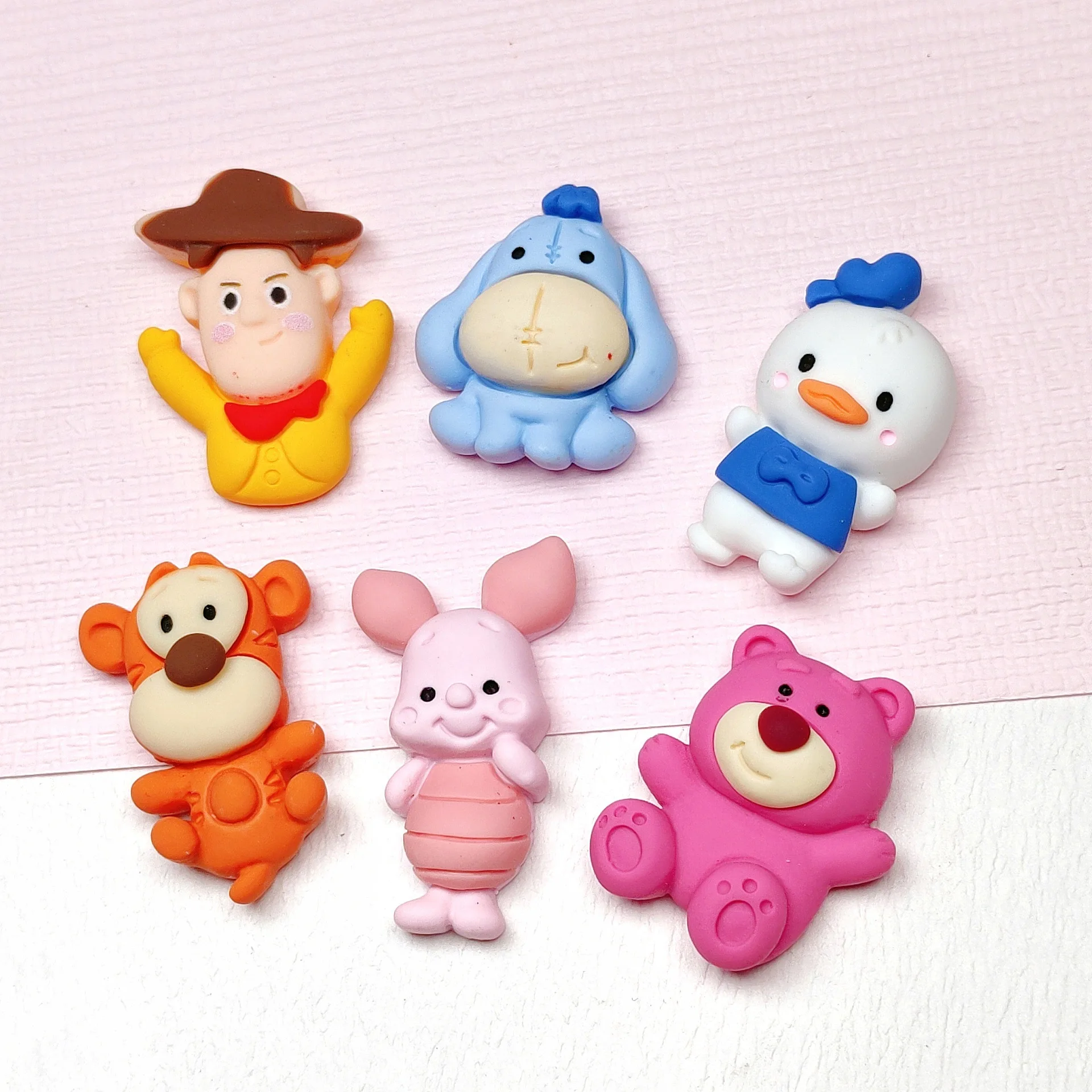 10 Pcs New Mini Kawaii Cartoon  Animal Little Bear Little Tiger Toy Resin Scrapbook Diy Jewelry hair clips Ornament Accessories