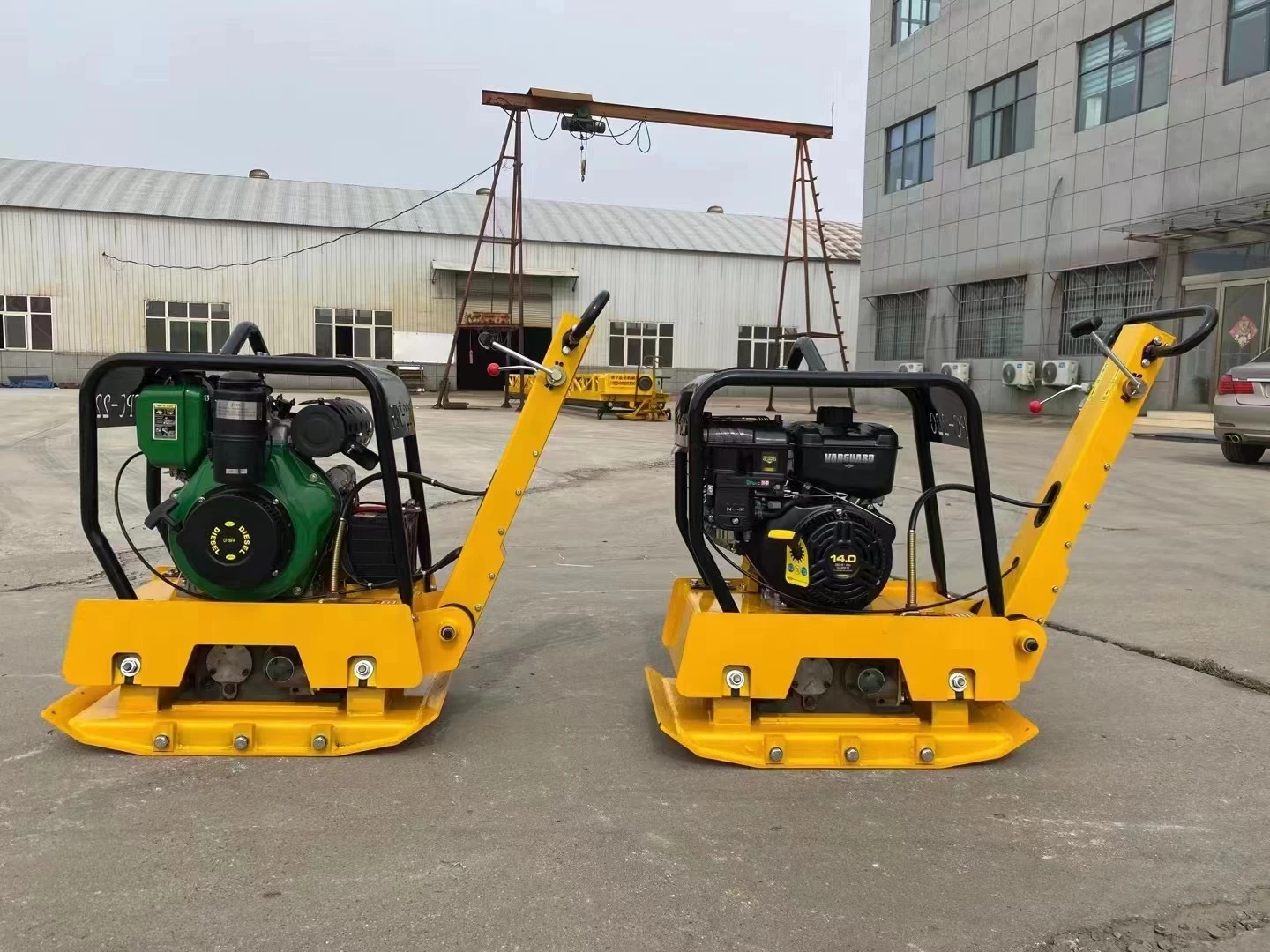 Mesin Pemadat Pelat Penggetar - Plate Compactor Vibrator ulasan dan harga