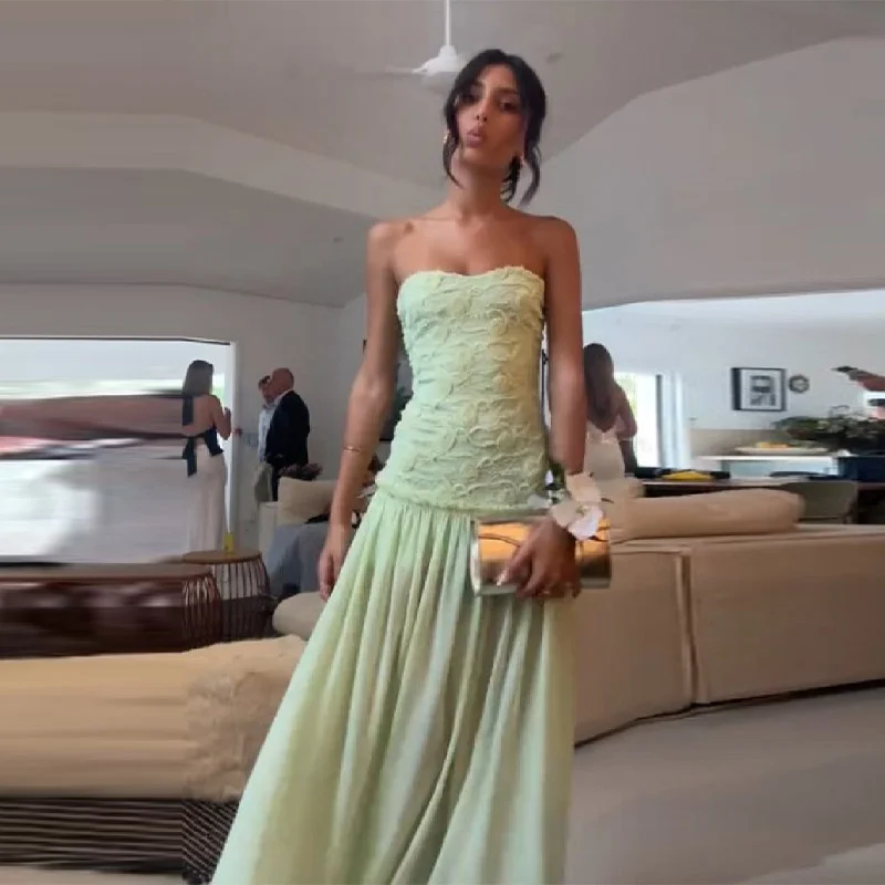 Nuevo Vestido Maxi Elegante Verde Menta Sin Tirantes 2026 con Corsé Texturizado de Rosas y Falda Fluida de Gasa para Fiesta de Verano o Vacaciones Estilo Boho