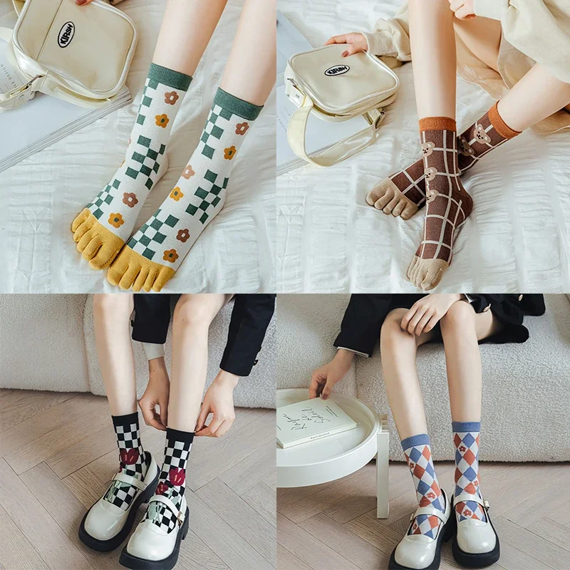 

Five Fingers Women Socks Animals Cartoon Print Japanese Kawaii Cute Socks Casual Plaid Harajuku Floral Retro Vintage Socks Women