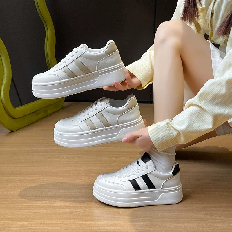 Dames casual platform sneakers, wit, vetersluiting, zachte antislipzool - lente 2025_voghion.com