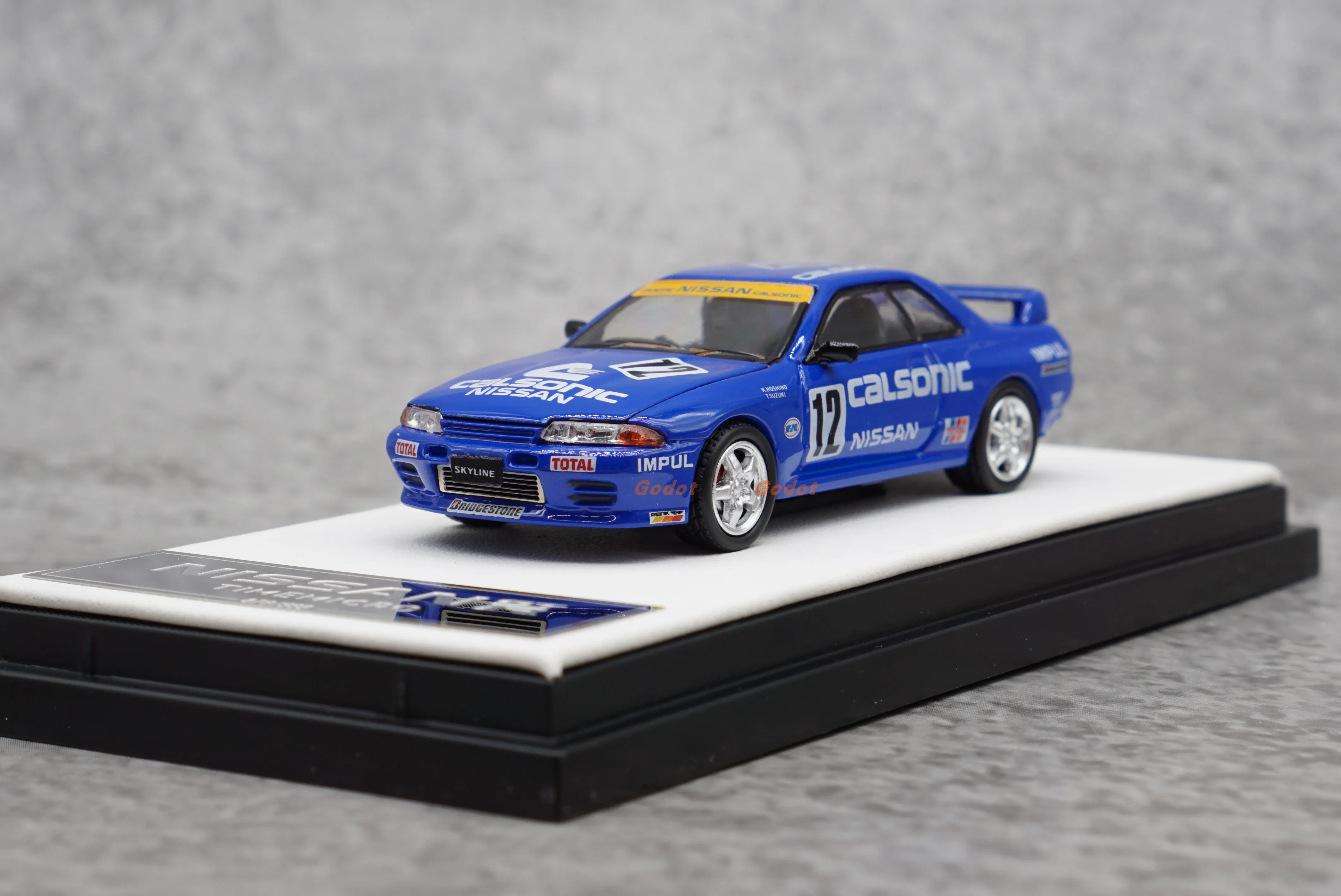 TM  1/64 GTR r32  alloy car model toy