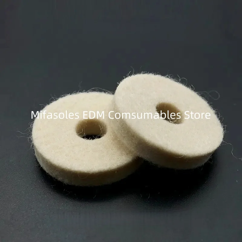 EDM 1EC100B703 Felt Pad 1EC.100B.703 Pad 32x9x5mm apply for Makino series edm Wire Cutting Machine Spare Parts