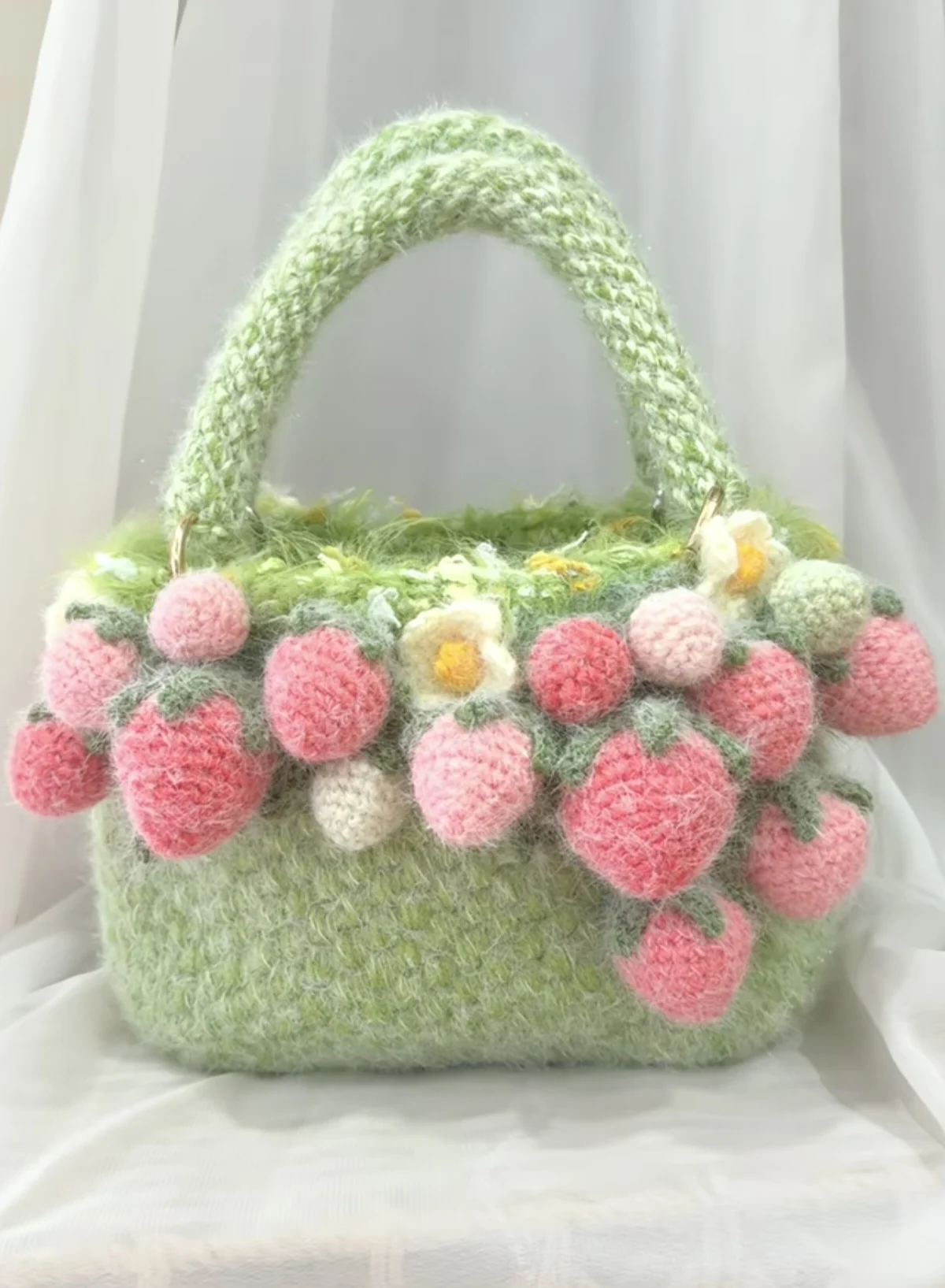 panier-de-fraises-en-crochet-fait-main-sac-a-main-cadeau-pour-petite-amie-meilleure-amie-anniversaire-fete-des-enseignants-mariage