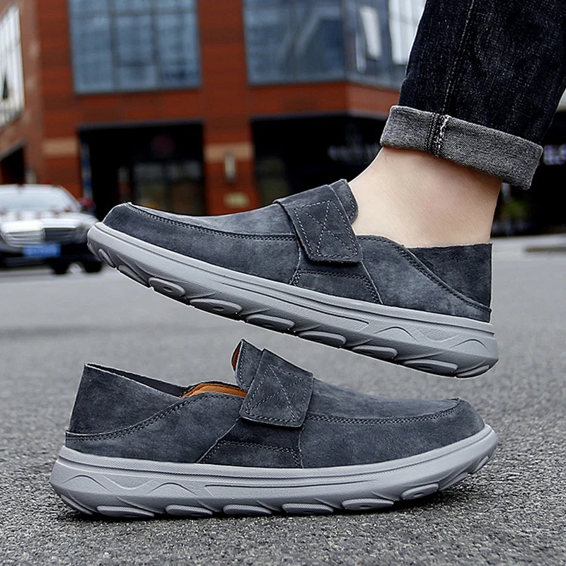 Hot Selling New Casual Sports Shoes 2024 Spring Low-top Solid Color Men's Shoes Comfortable Thick Sole Trendy Fashion Shoes