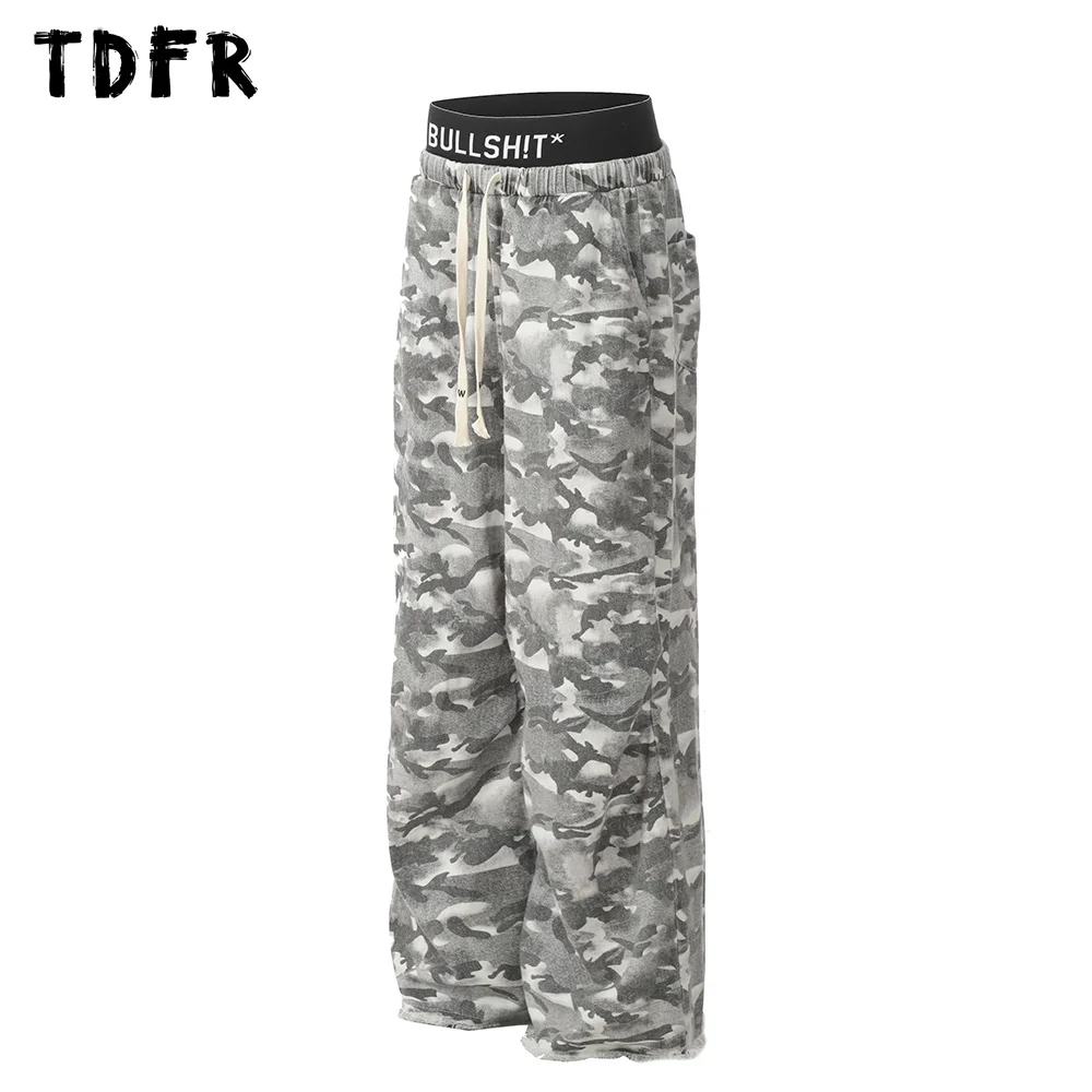 Spliced Camouflage Wide Leg Pants Mens Raw Edge Retro Streetwear Elastic Waist Straight Loose Raw Edge Trousers Men