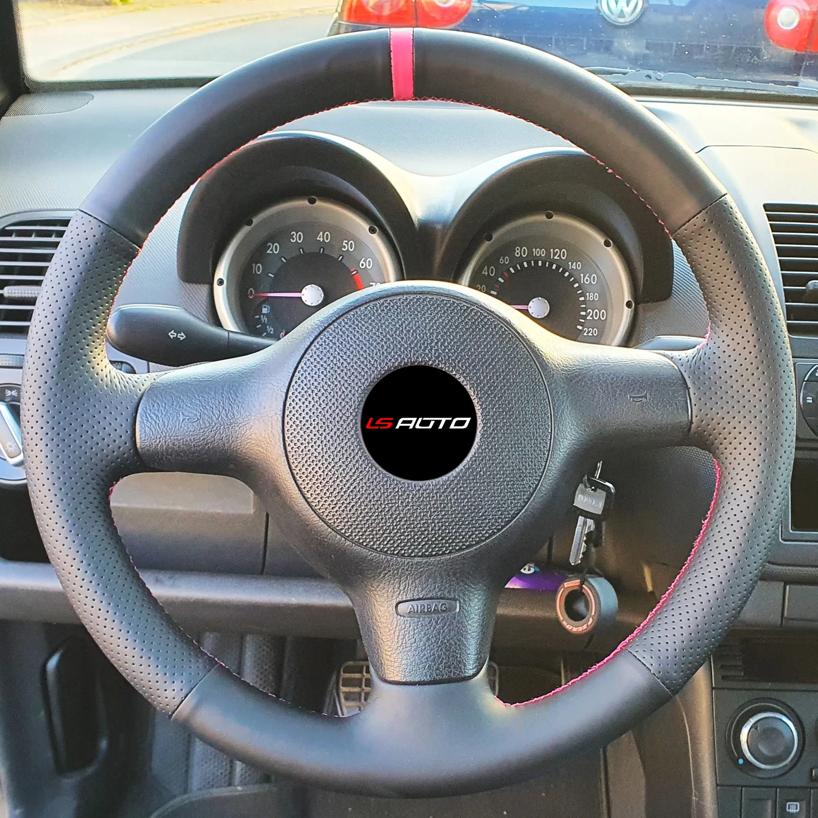LS AUTO Wysokiej jakości ręcznie szyta osłona kierownicy do Volkswagen VW Polo 6N2 Lupo Oplot na kierownicę
