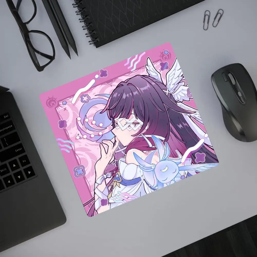 

Pretty Columbina Game Genshin Mouse Pad Small Size Desk Mat Keyboard Ergonomic Office Rubber PC Non-slip Anti-fray Home HYBXAXC