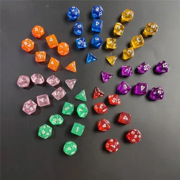 さまざまな色の透明なアクリルサイコロ,高品質,クリエイティブ,d4,d6,d8,d10,d12,d20,rpg,7個