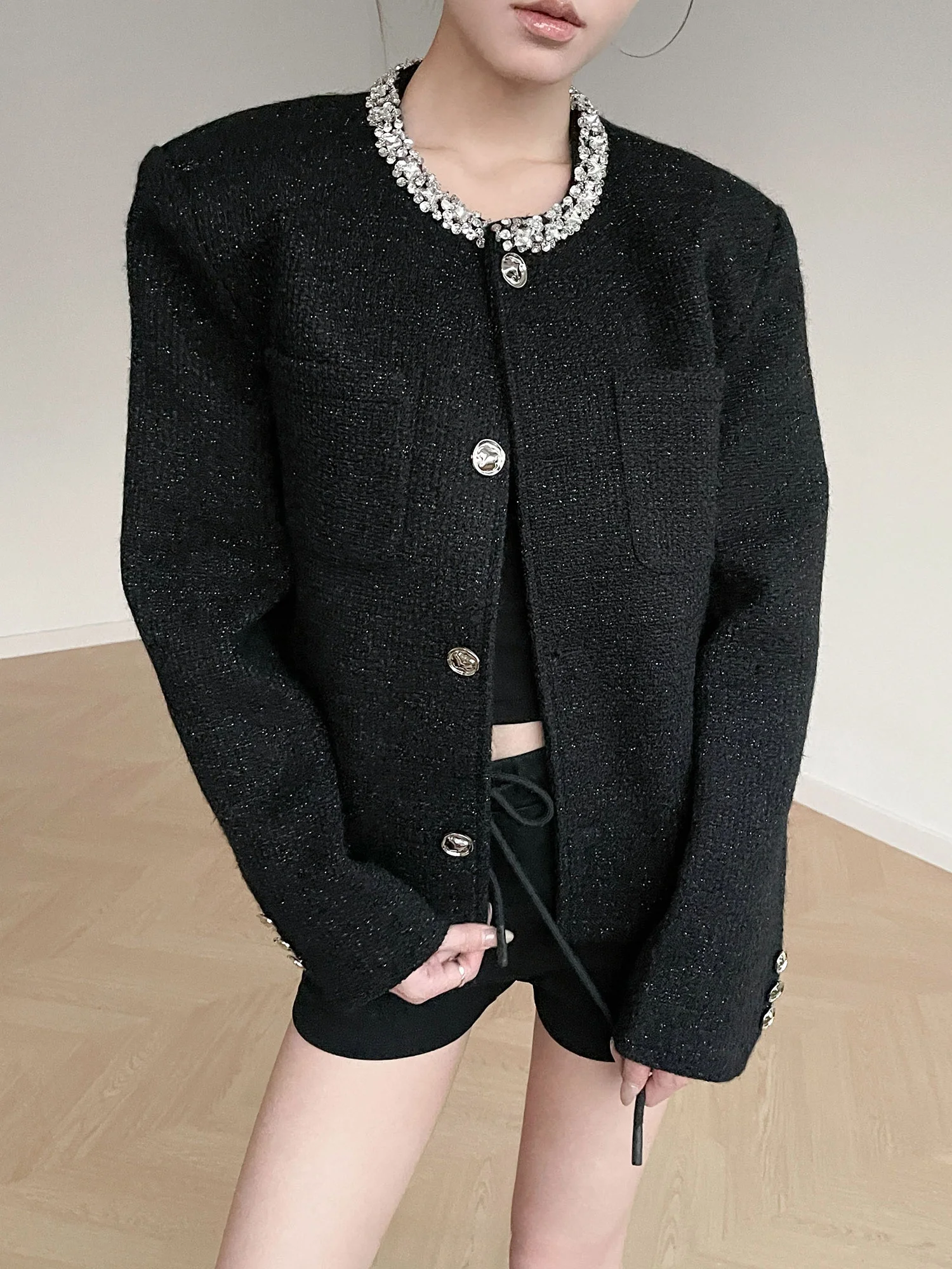 

Inbeowroom Design Diamond Embellied Wide Tailoring Outerwear Coat for Men And Women Luxury Fluffy Woolen Material round Ne