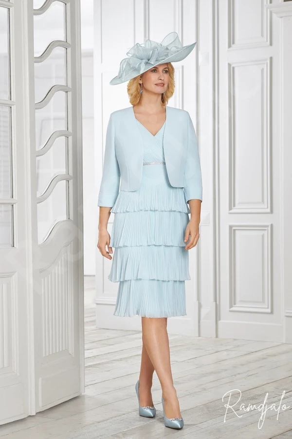 Customized Pleated Chiffon Light Blue Mother of the Bride Dress Knee Length with Matching Bolero Jacket for Wedding Guest Outfit