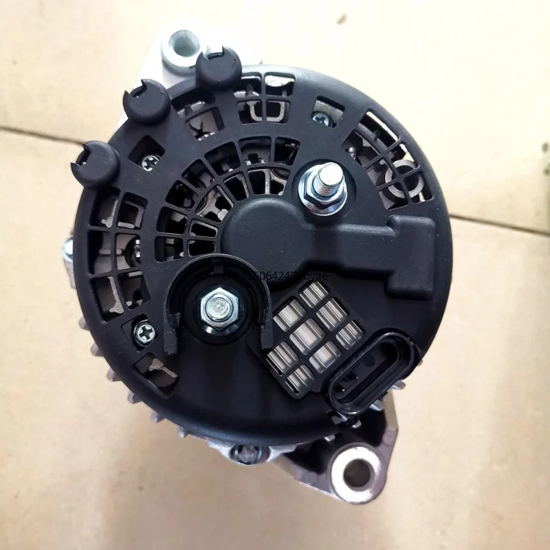 Car Alternator Assembly 6711540302 for Ssangyong Rodius Korando Musso Pickup II Auto Replacement Generator