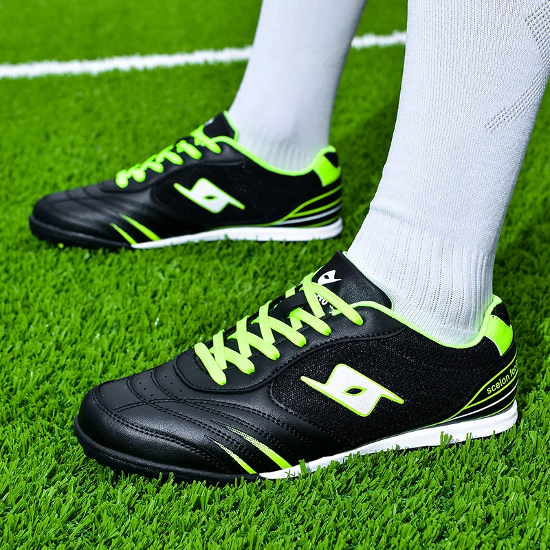 

Outdoor Breathable Sport Footwear Men's Soccer Shoes Women TF/FG Football Boots Non-Slip Cleats Traning Grass Sneakers Teenagers