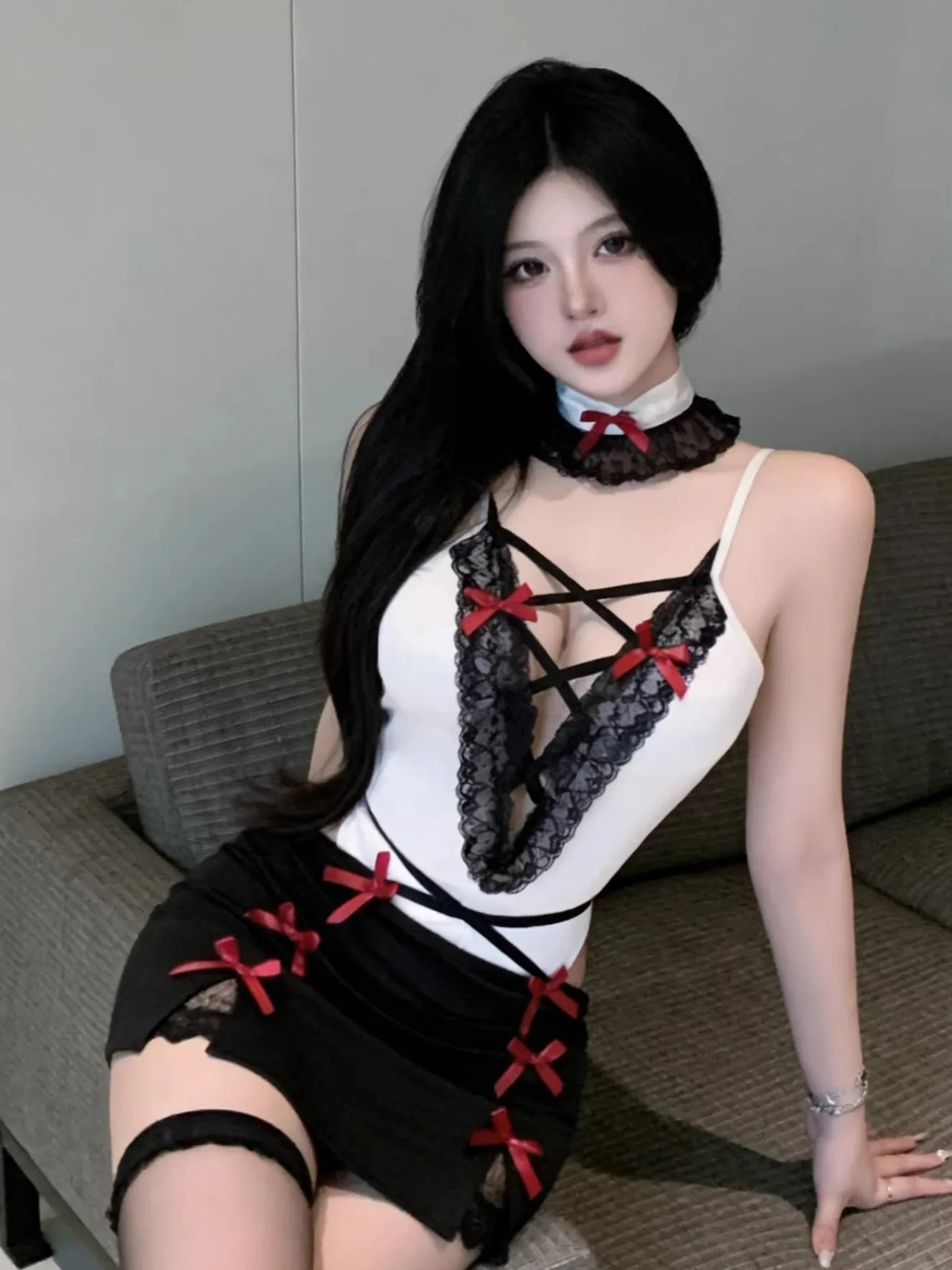 

Сексуальное боди с кружевным ремешком, женский модный комплект, футболки с v-образным вырезом, юбка с высокой талией, ажурная милая Лолита, сле