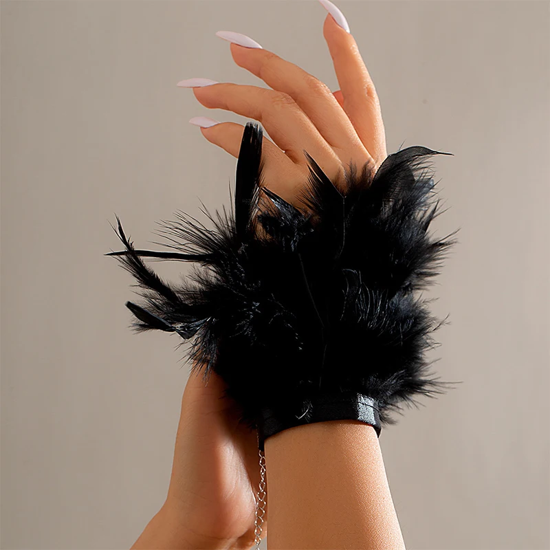 1PCS Natural Feather Cuff Women Feather Cuffs Wrist Elegant Feather Snap Bracelet Nail Photo Cuffs Shirts Cuffs With Feather