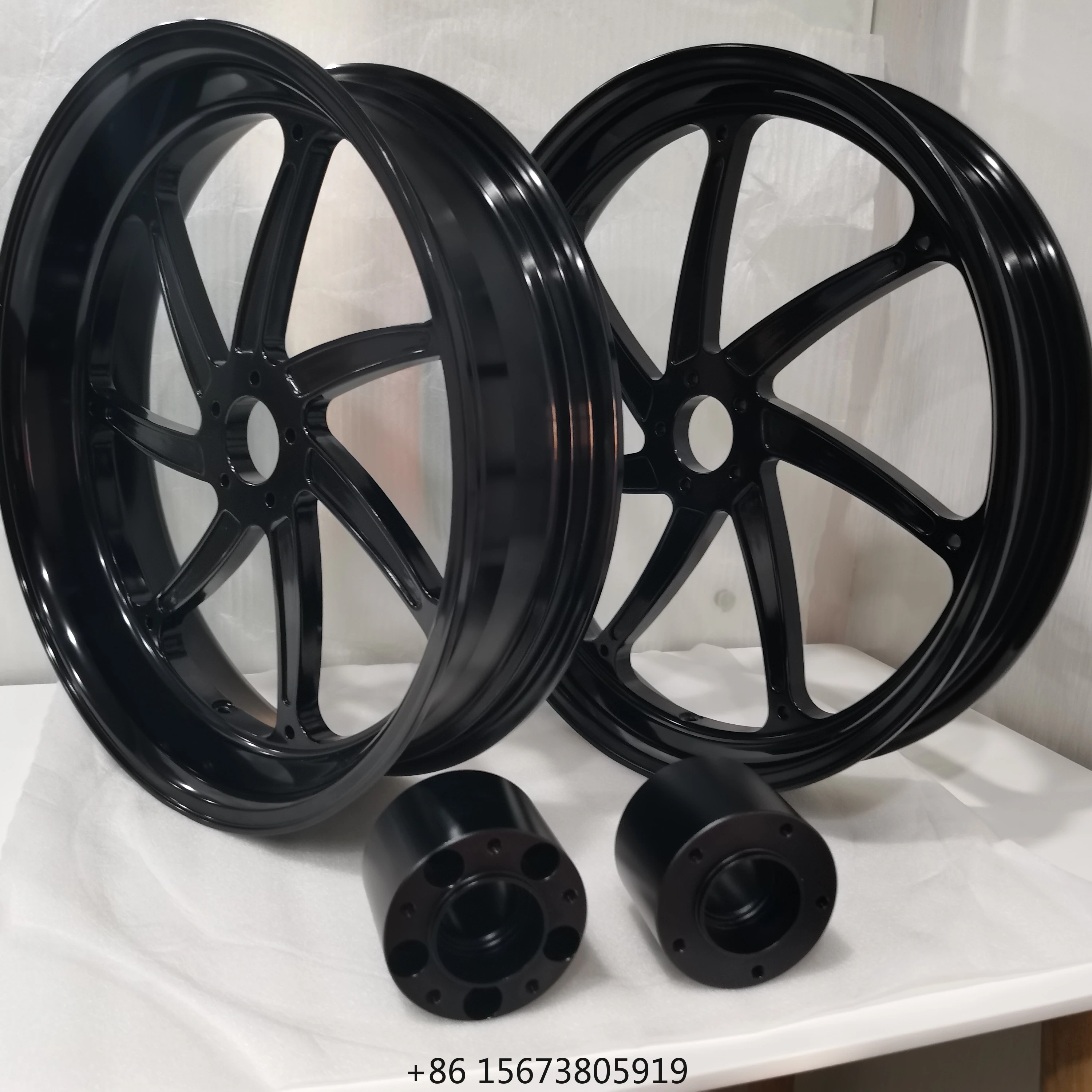 

Glossy Black Painting Forged Aluminum Motorcycle Wheels