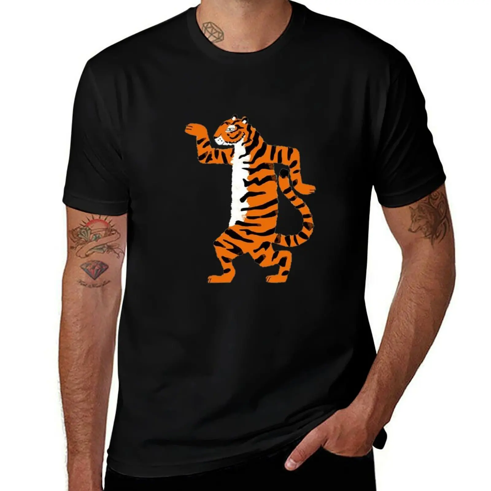 Dancing Tiger T-Shirt Holiday Party for Men T-Shirt
