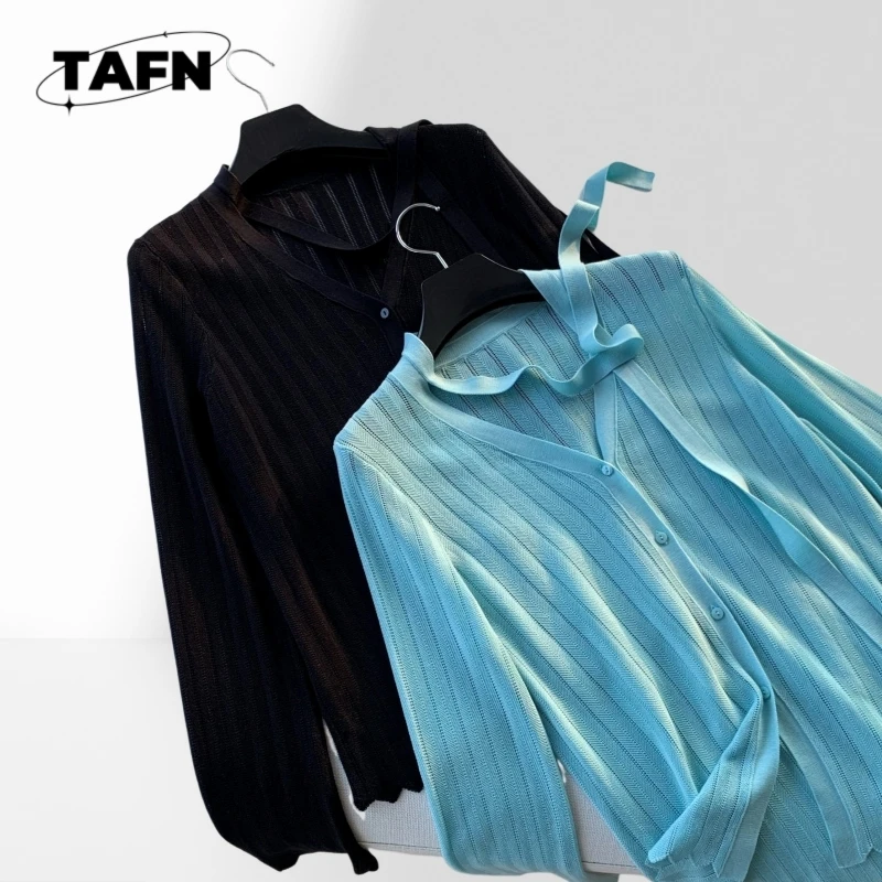 

Sweater Cardigan Silk Trend 25 High-Quality Retro Design Cashmere Cardigan, Perfect for Casual Outfits Wool Blend SweaterA25146