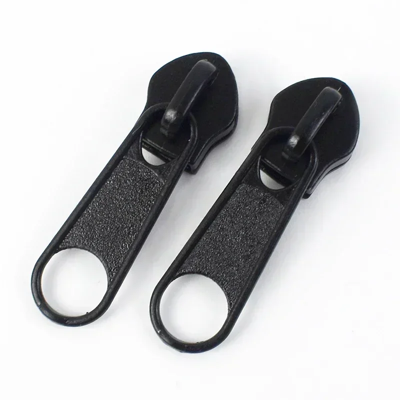 Variant: Black