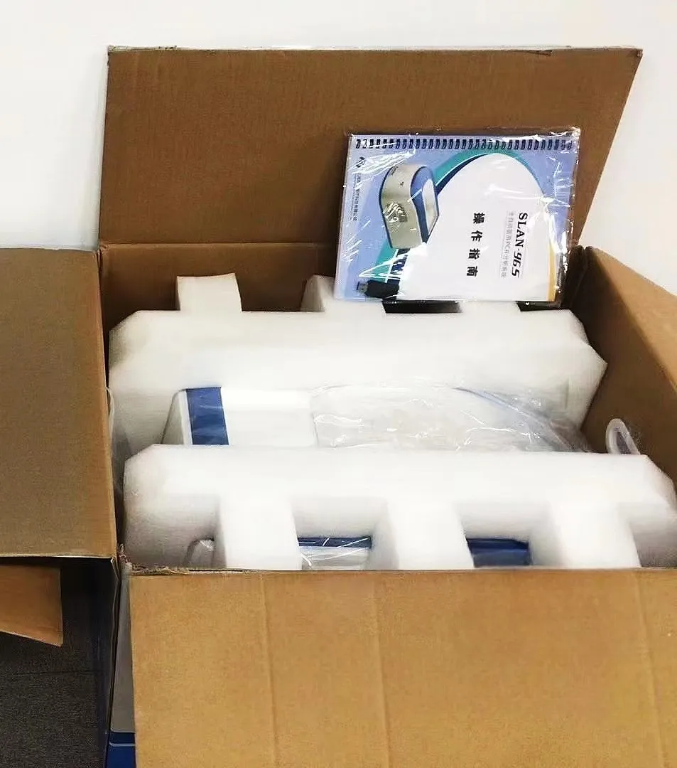 Strumento di amplificazione quantitativa a fluorescenza PCR