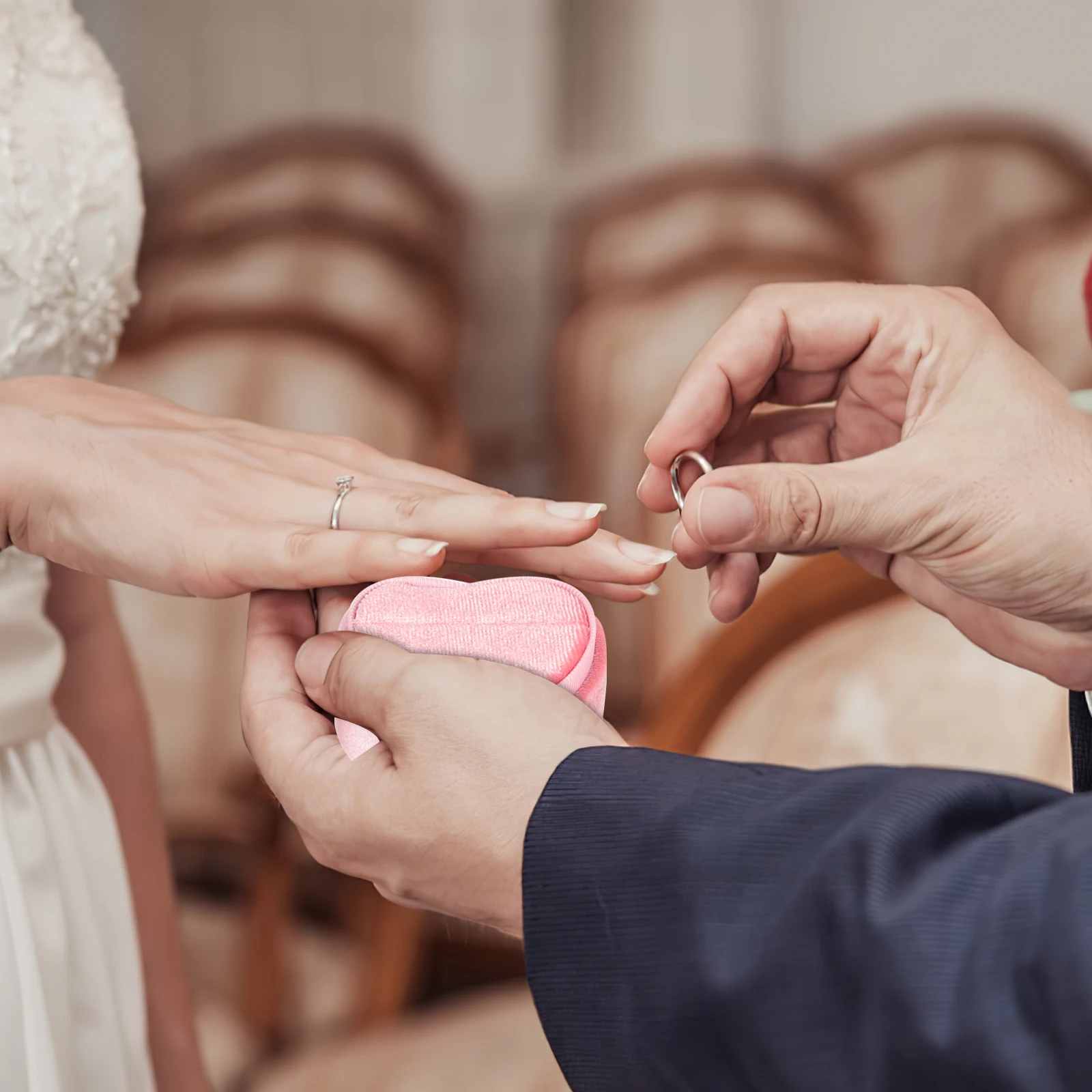 

Heart Shaped Box Heart Shape Jewelry Box Dustproof Compact Premium Material Wedding Wedding Ring Boxes Engagement