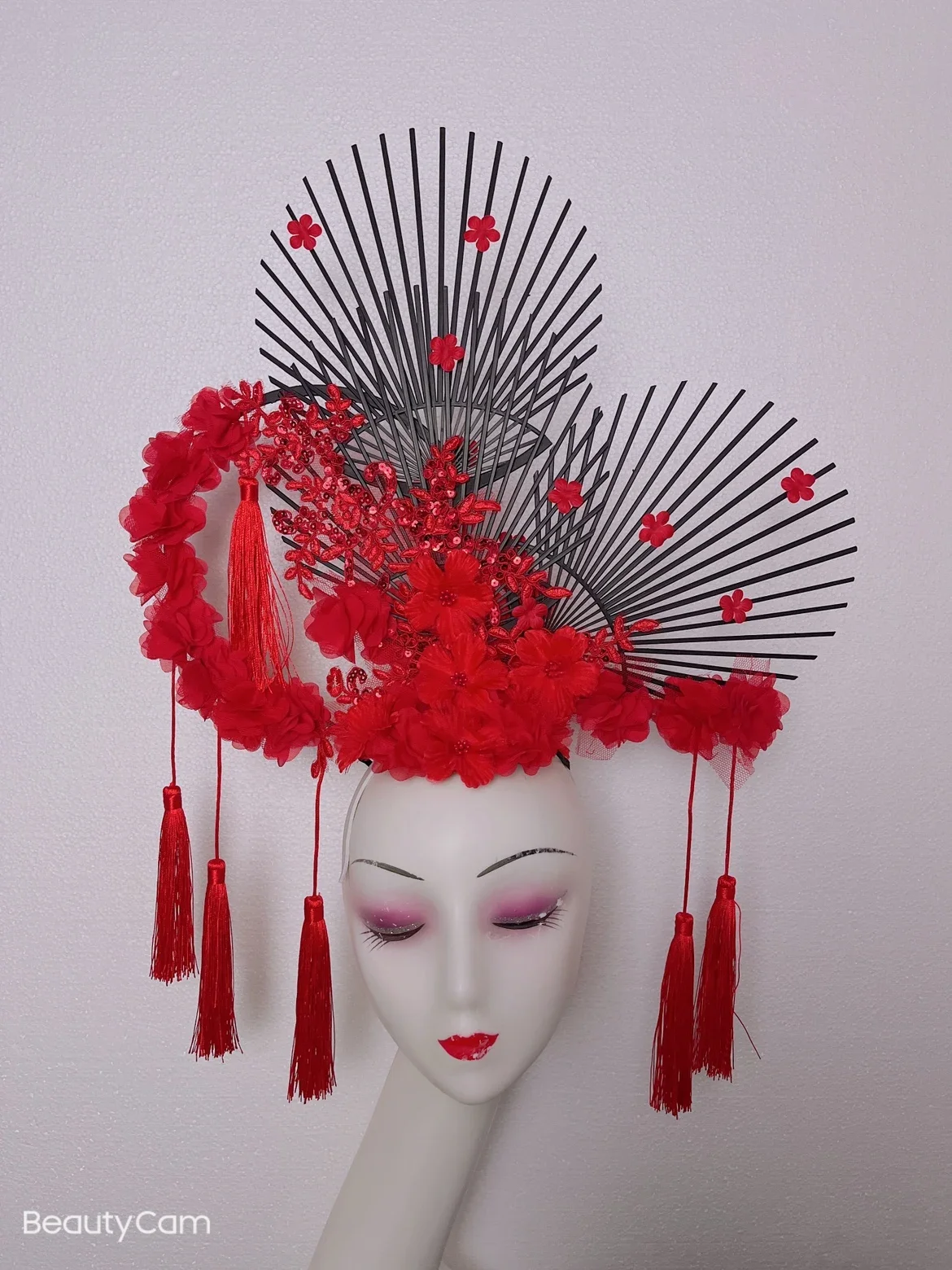 Original chinesischer Stil weiße Blume Bühnenmodell Laufsteg Farbleistung Make-up Modellierung personalisierte kreative Cosplay-Maske