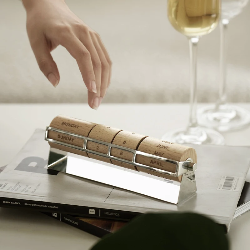 

Вечный деревянный настольный календарь: украшение для дома и офиса, новогодний декор, украшение для чайного столика, подарок на день рождения или новоселье