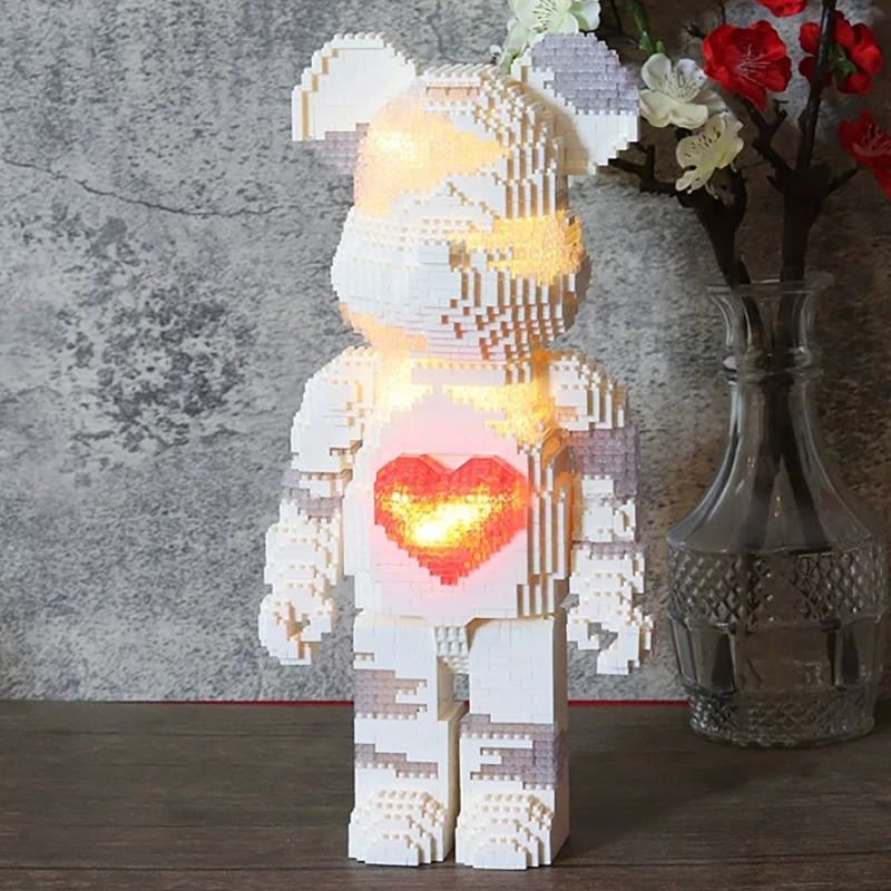 DIY Mini Diamant weißer Bär Bausteine Cartoon weißes Herz Bär Stand Puppe LED Licht 3D-Modell Kinder pädagogisches Spielzeug