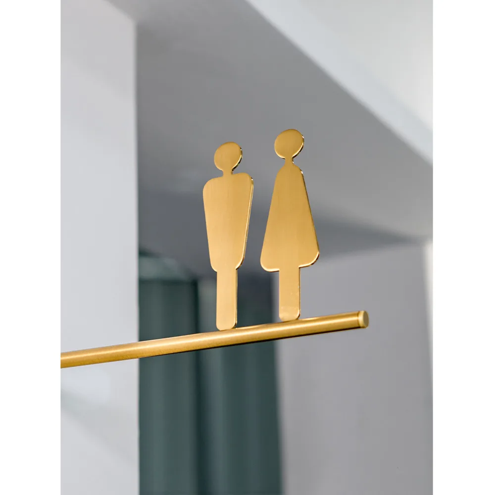 Toilet Sign Guide Sign Men's and Women's Public Restroom Sign Creative Side-Hanging Metal Bathroom Sign